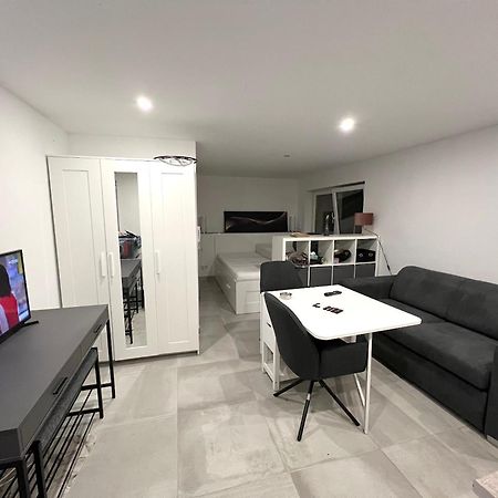 Willkommen In Dagersheim Bei Boeblingen! Gemuetliches 1 Zi Appartement Zum Wohlfuehlen In Einem Angenehmen Umfeld! Exteriér fotografie