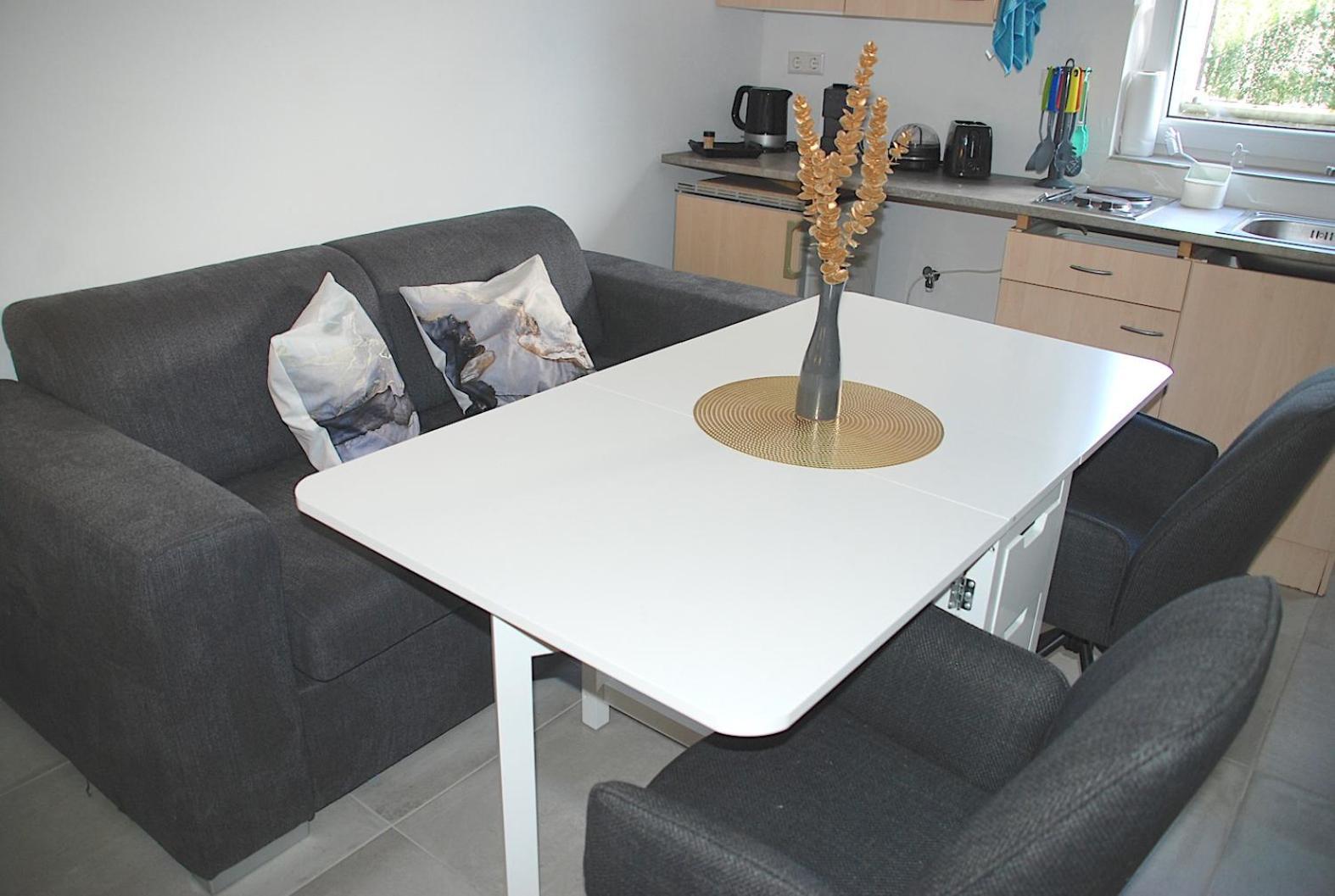 Willkommen In Dagersheim Bei Boeblingen! Gemuetliches 1 Zi Appartement Zum Wohlfuehlen In Einem Angenehmen Umfeld! Exteriér fotografie